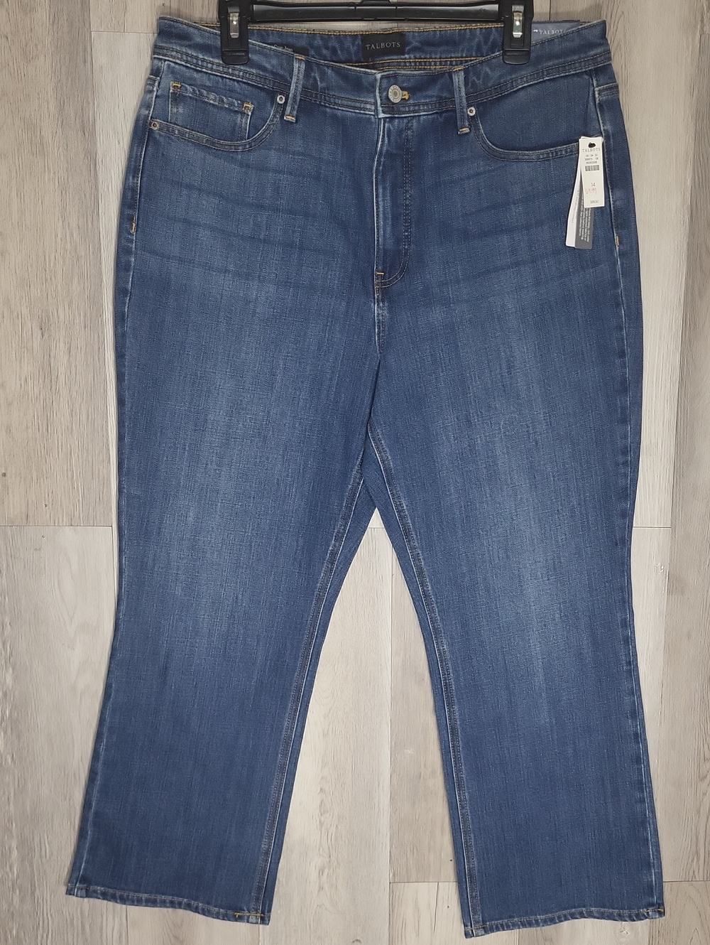Talbots Demi Boot Cut Crop Jeans Women’s 14 NWT Medium Wash Denim Slimming